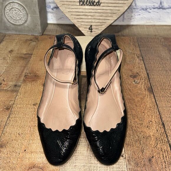 Chloé
Patent Leather Scalloped Accent Ballet Flats 40 - Picture 4 of 11